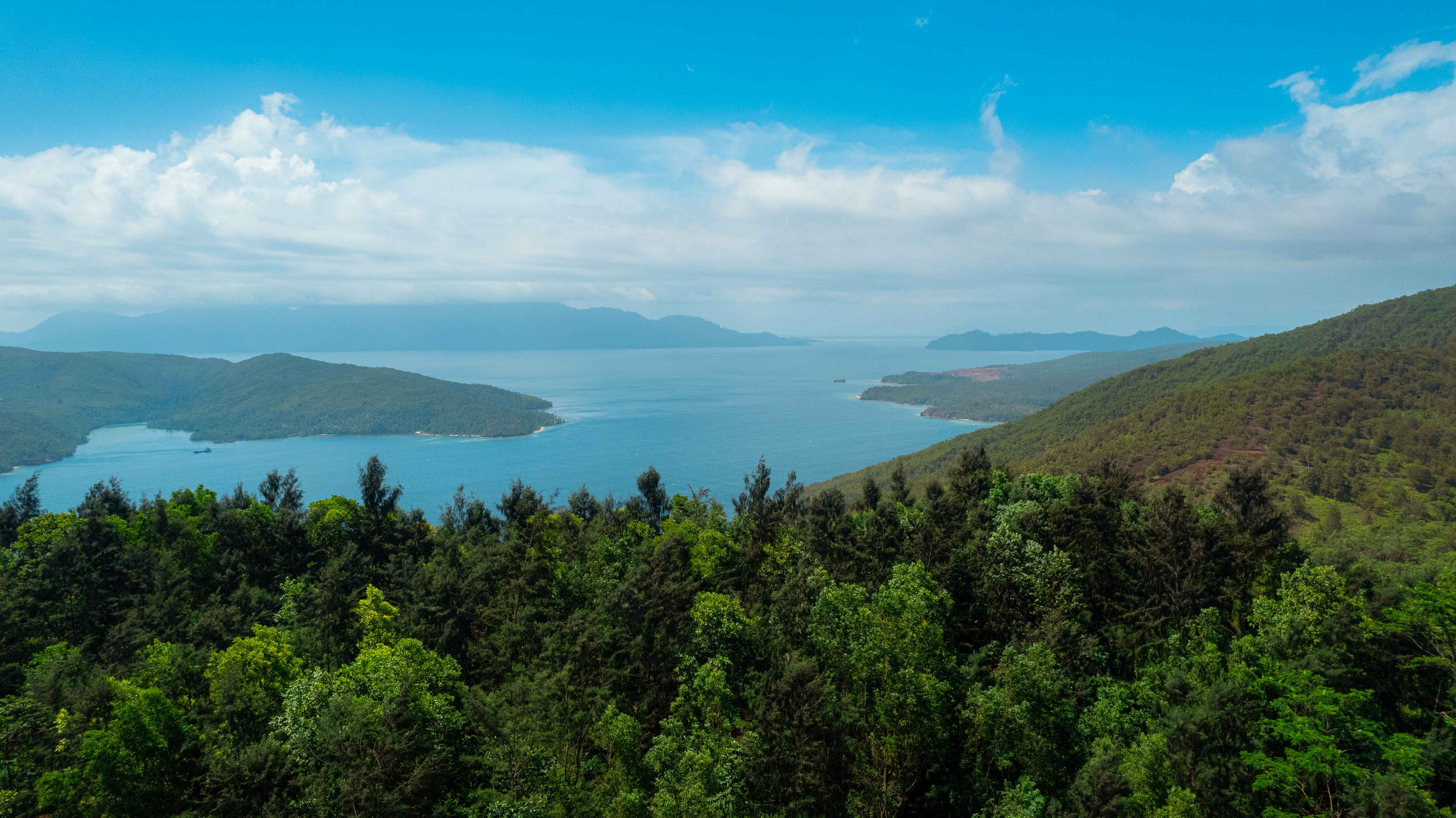 Copy of aerial view from reklamasi komodo color correction 11zon